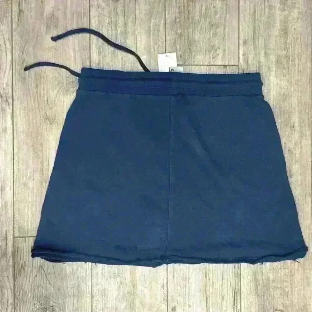 NWT American rag skirt and hoodie size Medium - Picture 3 of 13